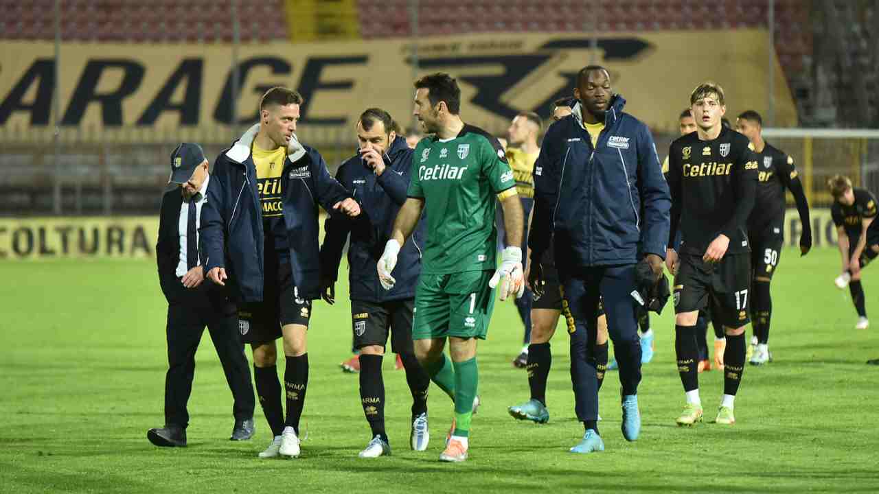 Parma, arriva l'annuncio sul ritiro: il messaggio d'addio addolora i fan