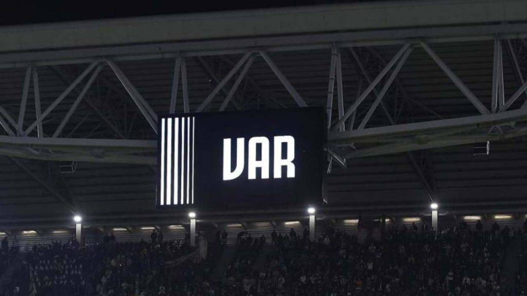 VAR in Juventus-Salernitana