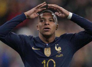 Mbappé fa discutere, la strana richiesta di Deschamps al PSG