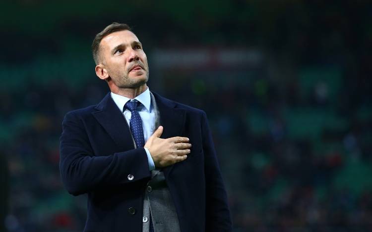 Shevchenko e l'ovazione sul palco: il toccante discorso alla cerimonia per il Pallone d'Oro