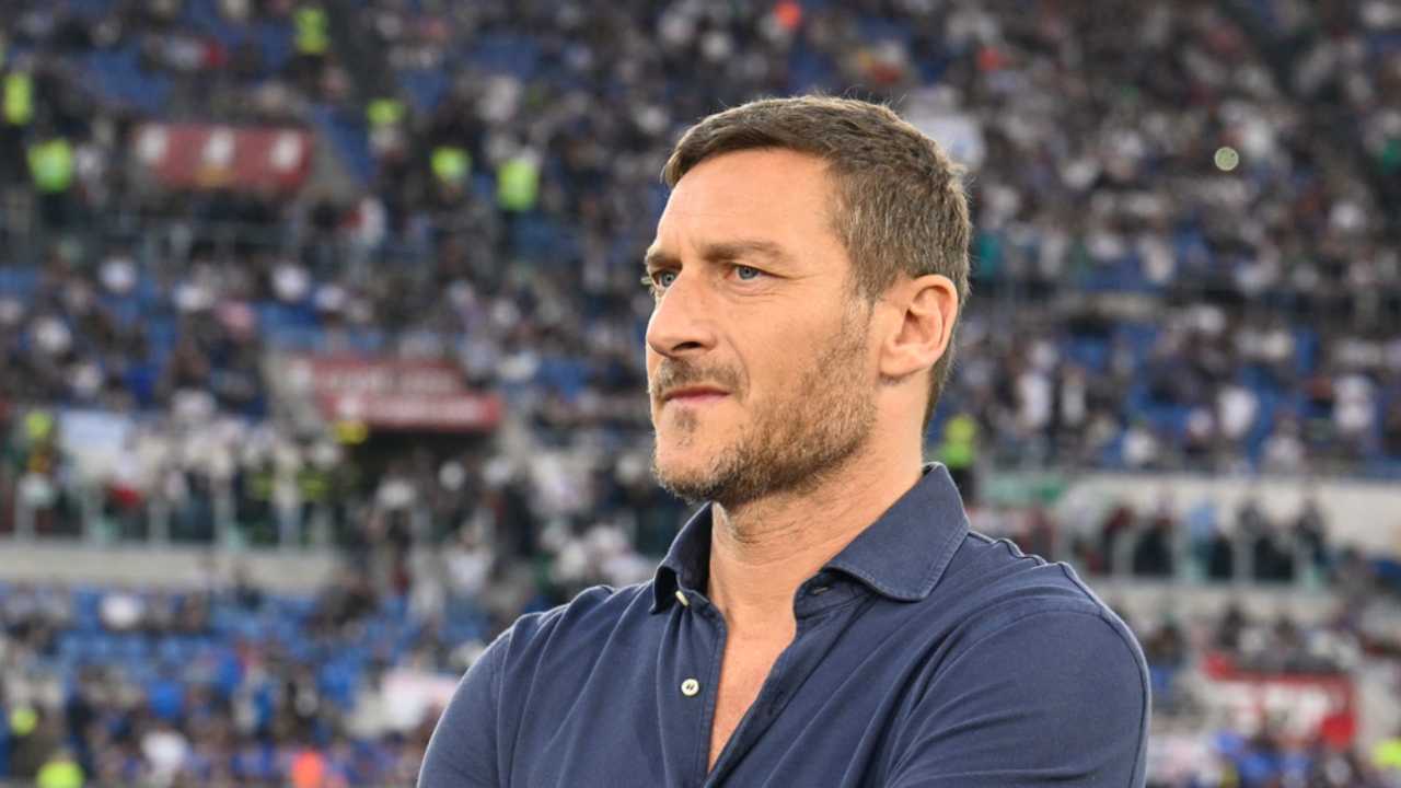 Totti e Noemi escono allo scoperto: il dettaglio non passa inosservato