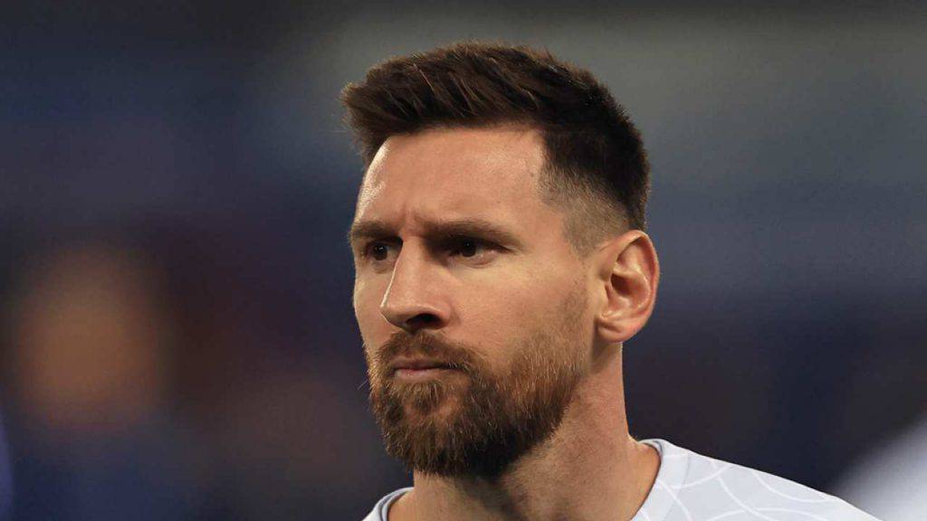 Lionel Messi snobbato da Hasbulla
