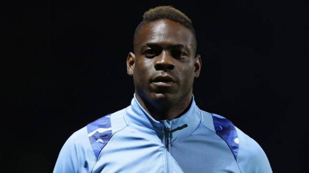 Mario Balotelli si scaglia contro il calcio svizzero