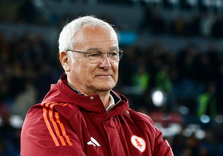Claudio Ranieri sorridente