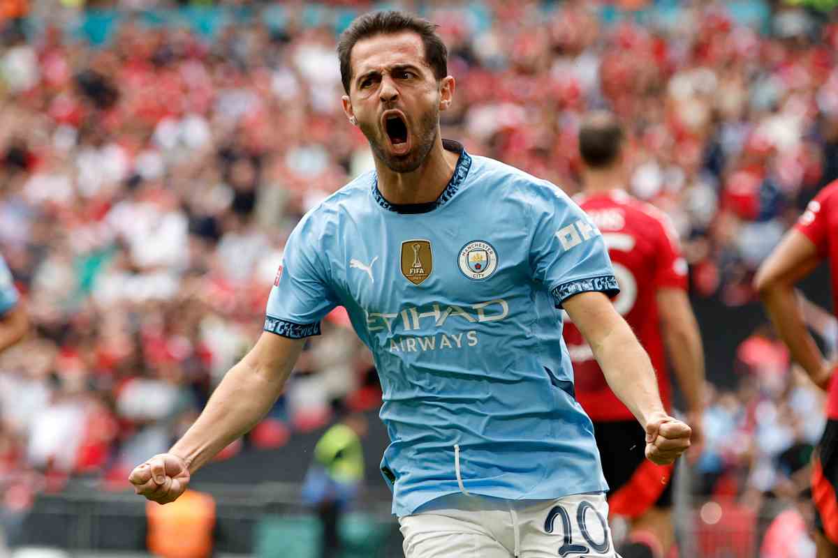 Bernardo Silva esulta