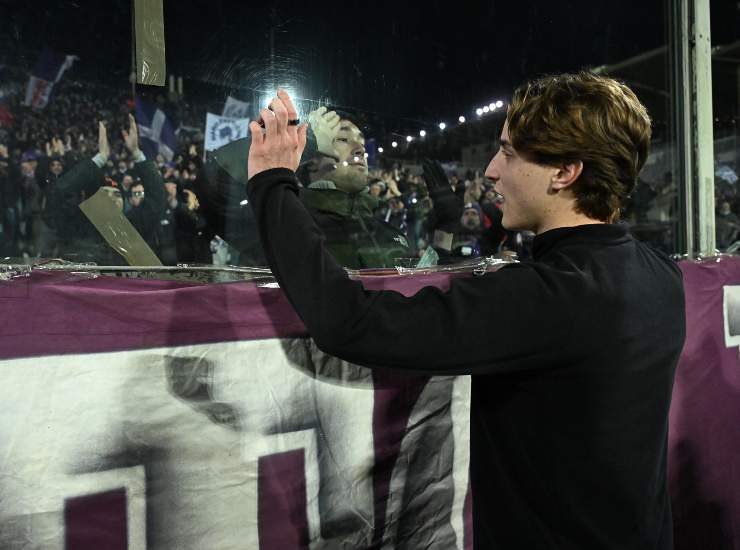 Bove saluta il pubblico
