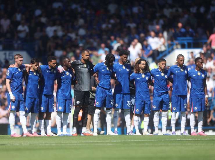 Il Chelsea in mezzo al campo