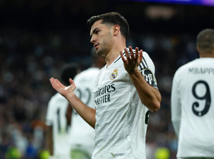 Brahim Diaz esulta dopo una rete