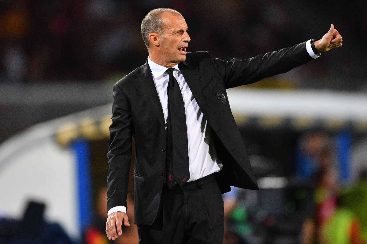 Massimiliano Allegri dà indicazioni