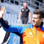 Thiago Motta saluta il pubblico