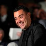 Xavi sorridente in primo piano