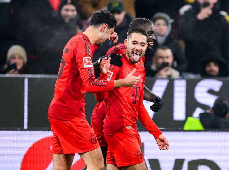 Guerreiro esulta dopo una rete